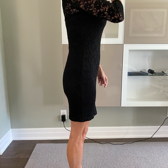 Short little black lace dress. Size medium. Lady Dutch. NWT - Picture 3 of 9